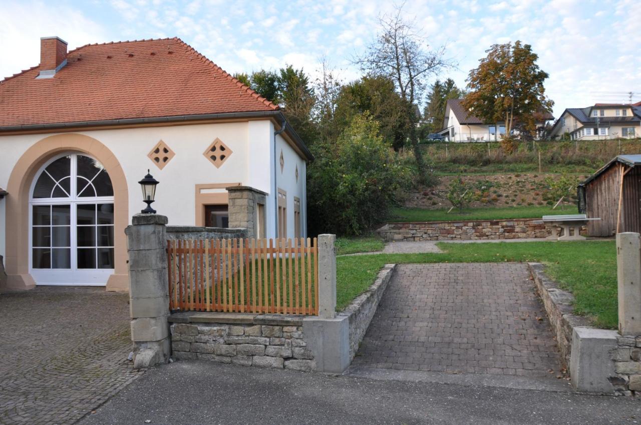 Ferienwohnung Altes Pfarrhaus Bargen Exterior foto