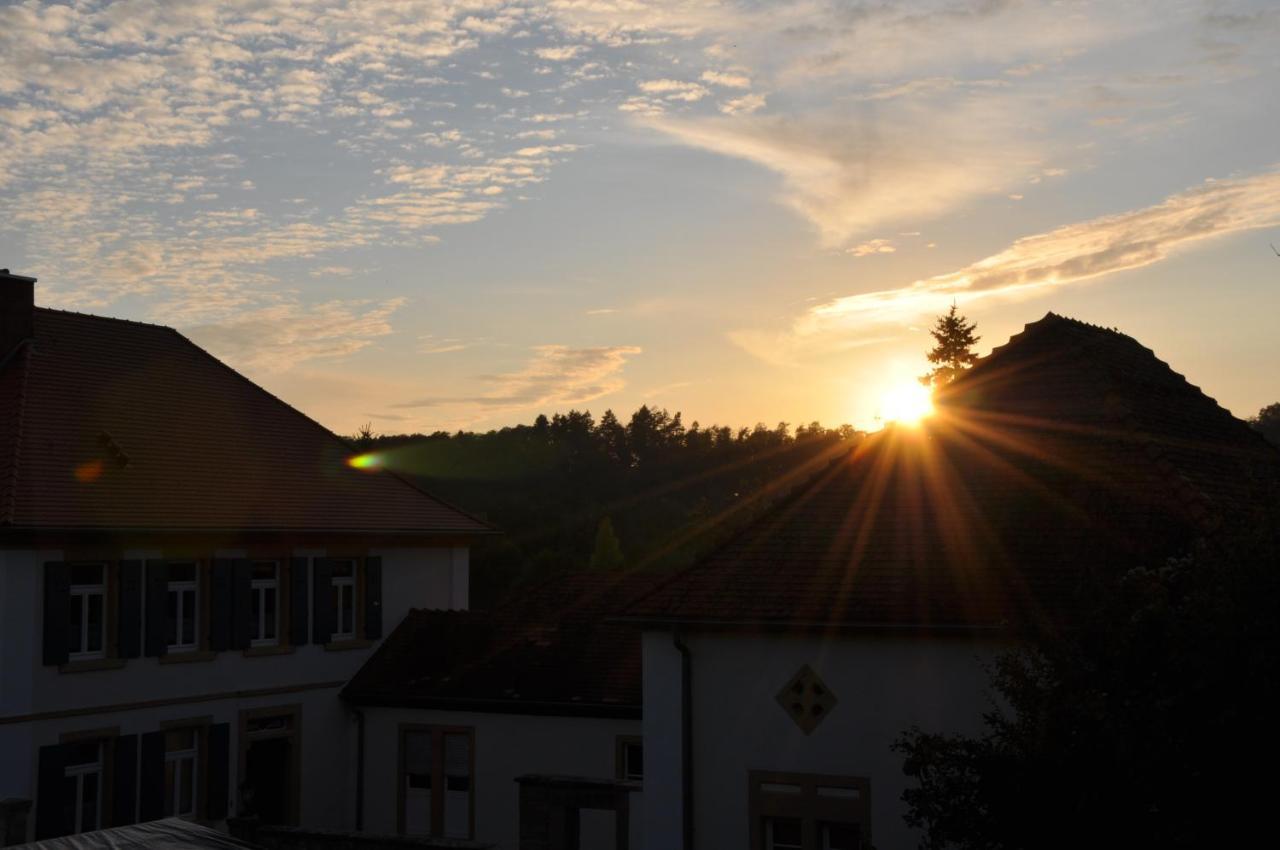 Ferienwohnung Altes Pfarrhaus Bargen Exterior foto